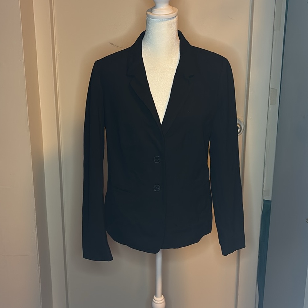 The Limited Black Collection black blazer size 8 petite